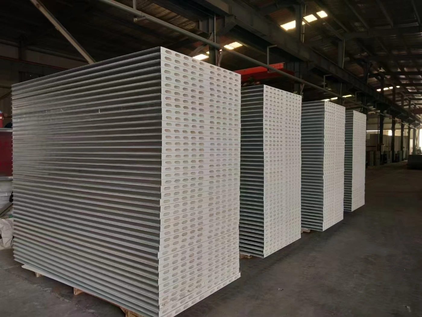 Magnesium oxysulfate panels 2